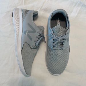 New Balance Tennis Shoes